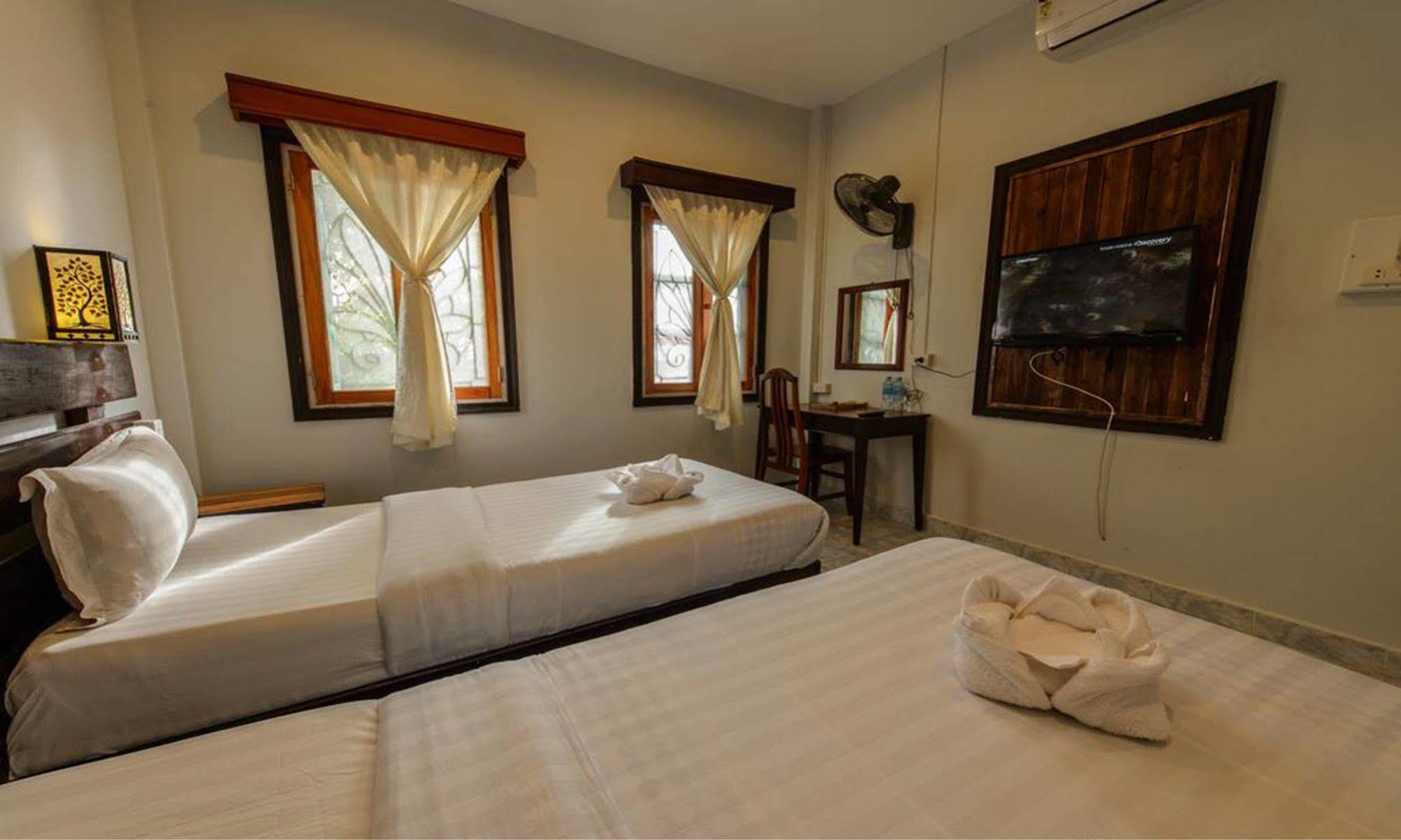 Sabaidee Guesthouse Luang Prabang Luaran gambar