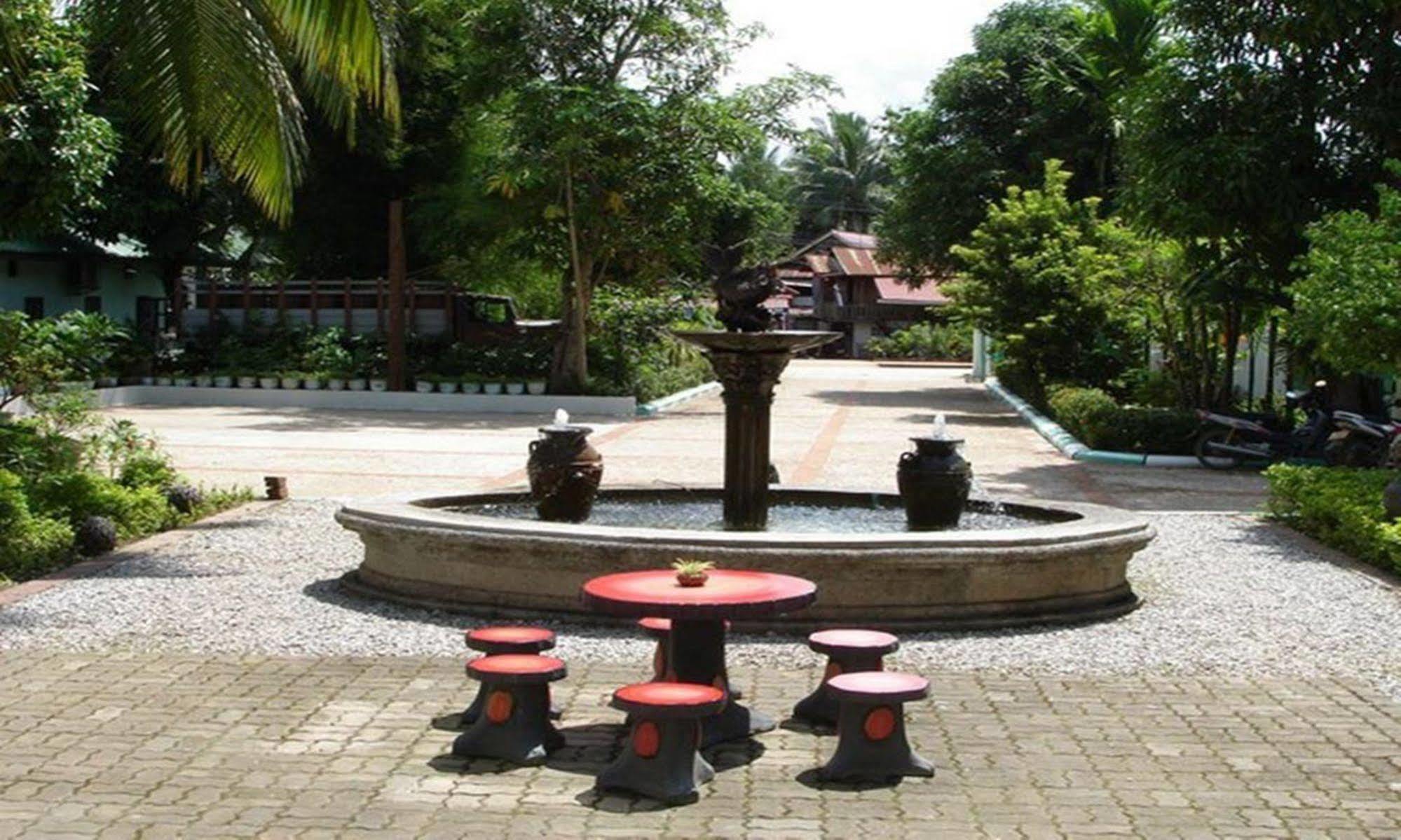Sabaidee Guesthouse Luang Prabang Luaran gambar